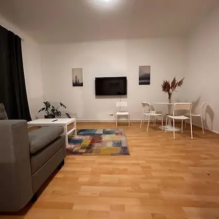 Mit Balkon Im Stadtzentrum