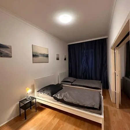 Mit Balkon Im Stadtzentrum