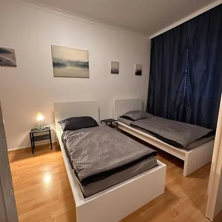 Mit Balkon Im Stadtzentrum Hanôver